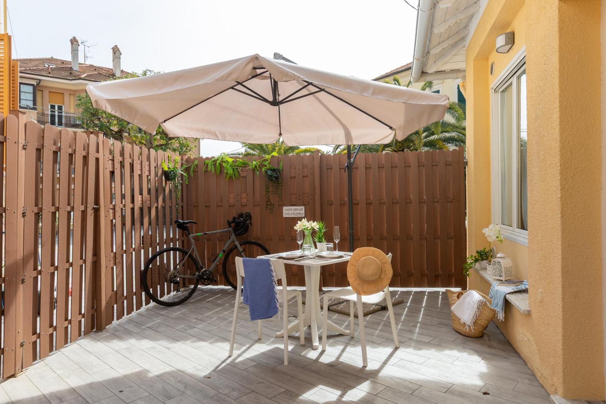 Residence Finale Bike And Beach Finale Ligure Bagian luar foto